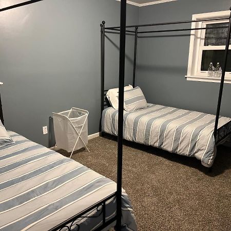 ماثيوز Blue Lagoon Hostel Shared Room المظهر الخارجي الصورة