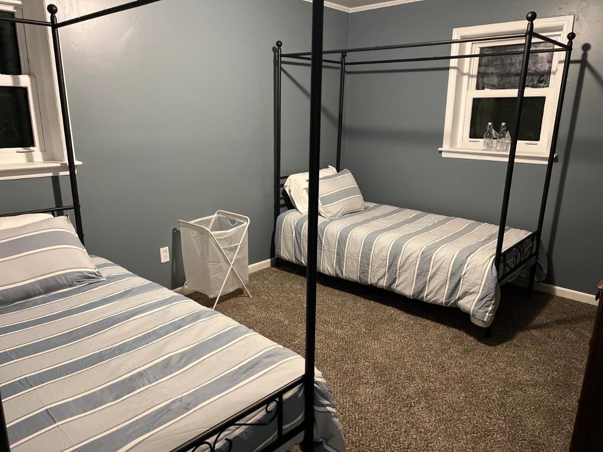 ماثيوز Blue Lagoon Hostel Shared Room المظهر الخارجي الصورة